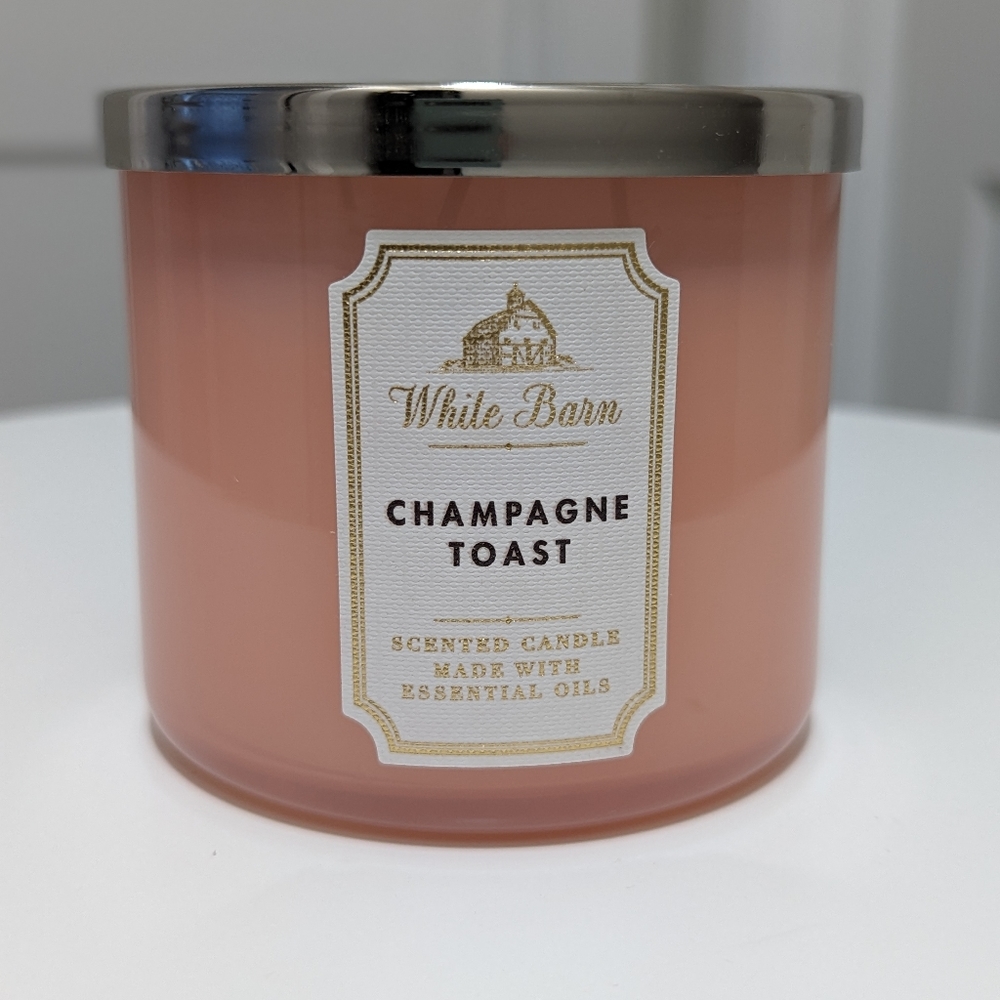 White Barn/Bath and Body Works- Champagne Toast